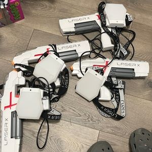 LaserX lot of 4 blasters and receiver vests.